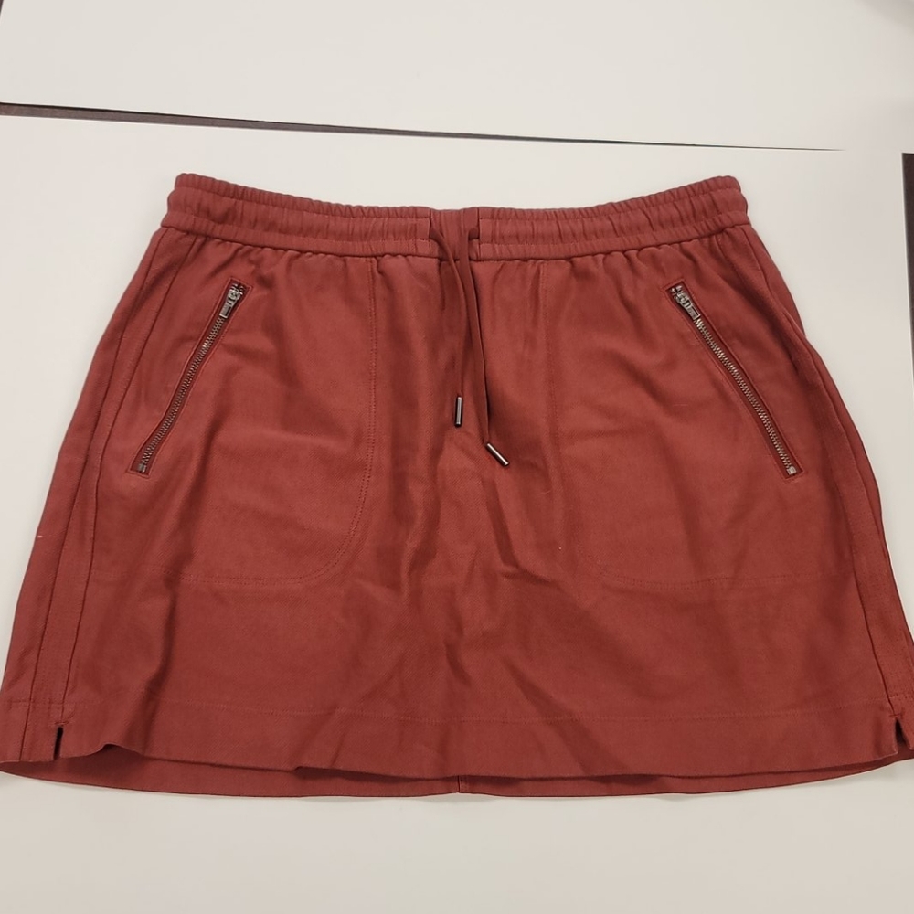 Athleta skirt